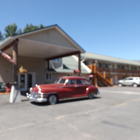 Clark Fork Lodge Екстериор снимка