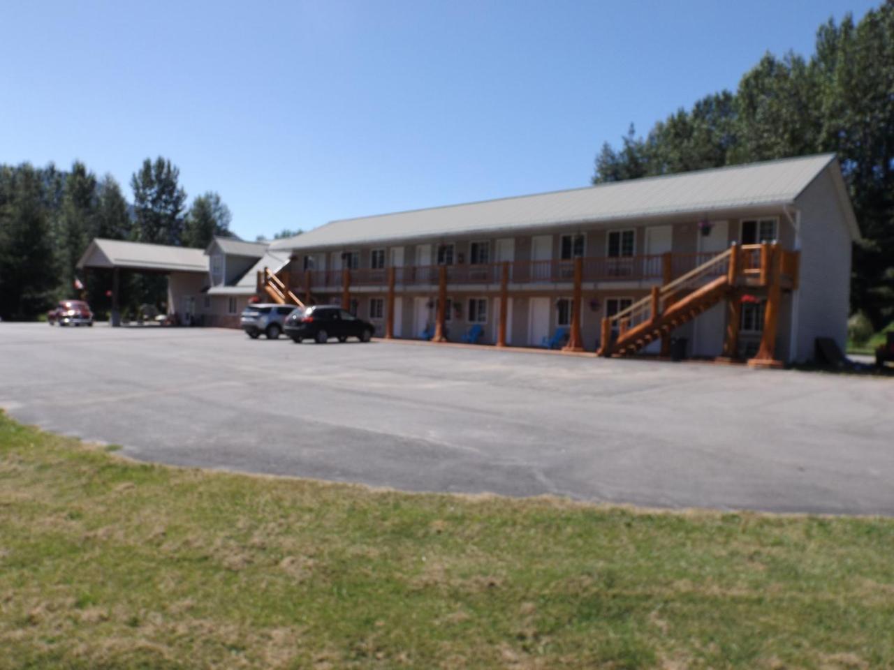 Clark Fork Lodge Екстериор снимка